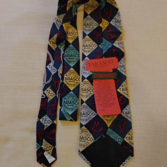 Tabasco Sauce Tie - Picture 2 of 3